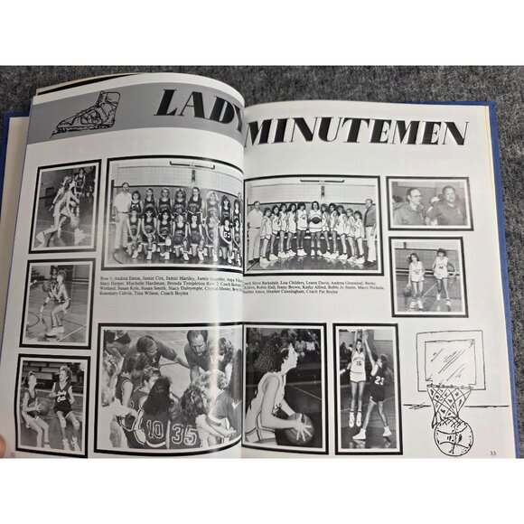 1989 Minutemen Yearbook Vol 14 Hardcover High School Annual Historical Photos - Picture 6 of 6